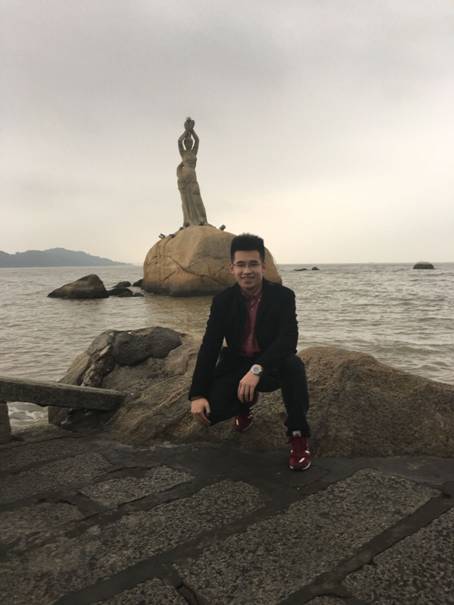 优秀员工黄文涛照片.jpg